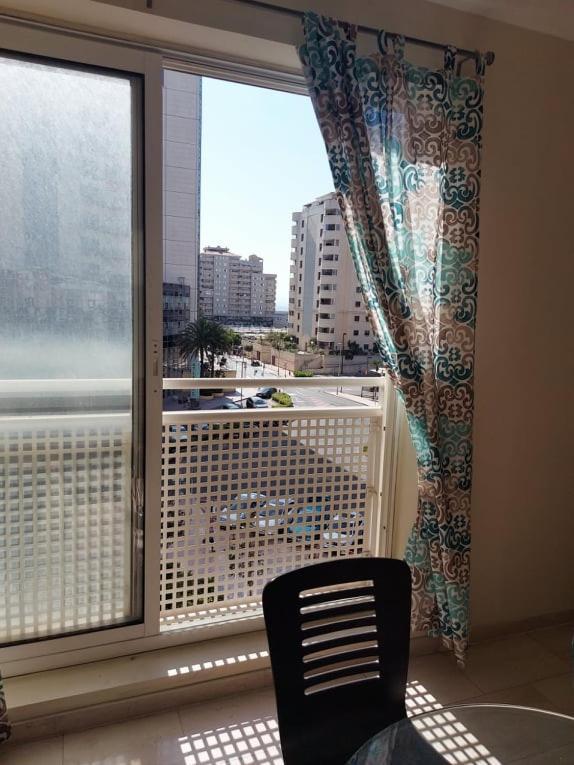 Central One Bed Apartment, Sleeps 4 With Roof Top Pool. Gibraltár Kültér fotó